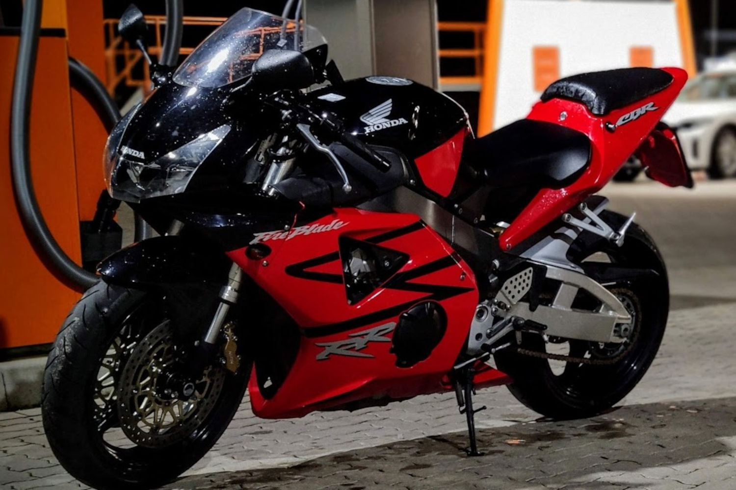 Honda CBR 954